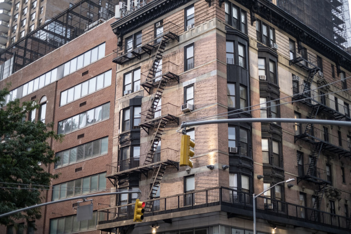 Manhattan apartment buildings